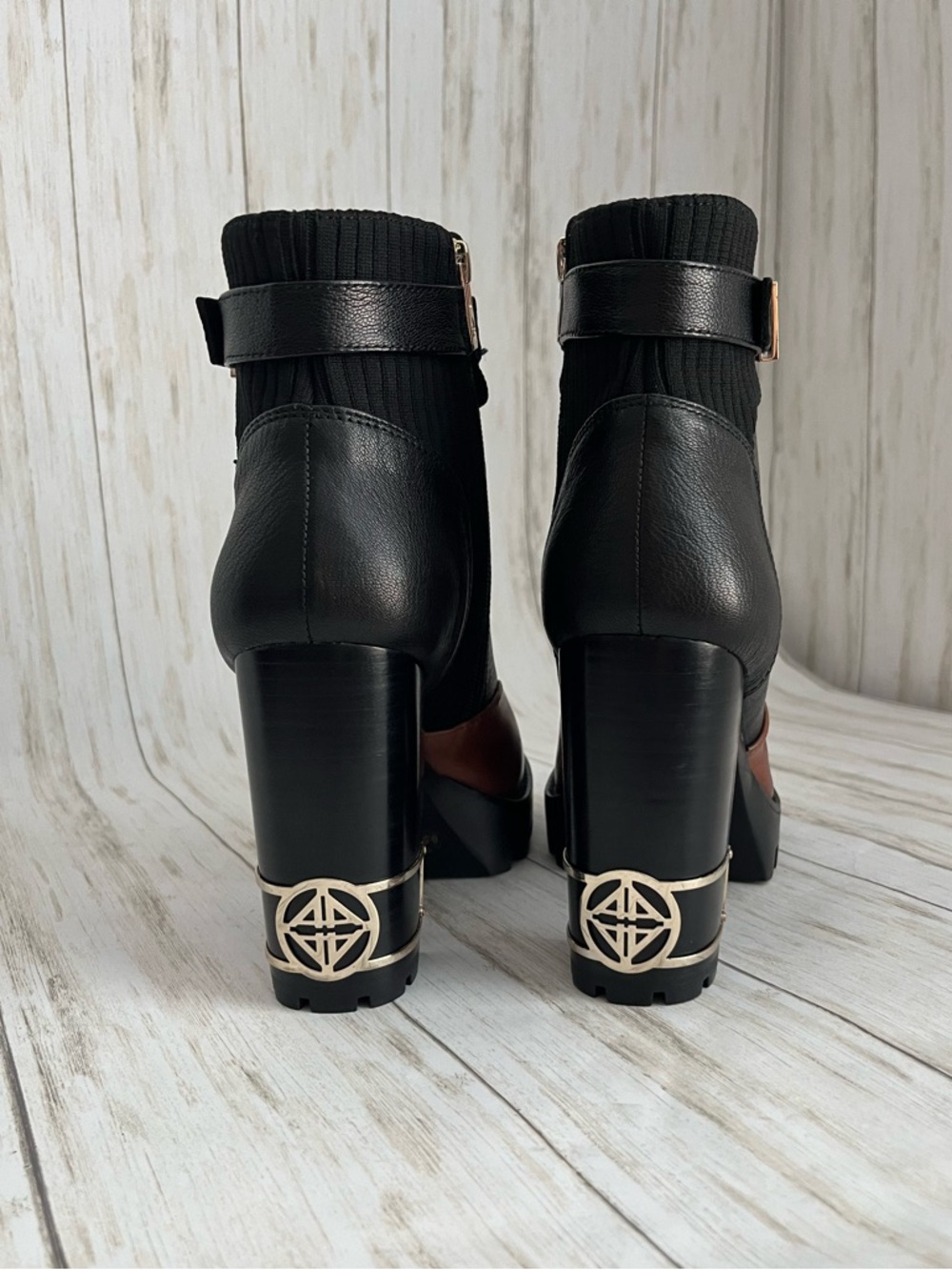 ANTONIO MELANI Perline Black and Brown Leather Lace-Up Lug Heel Ankle Boots - Picture 4 of 7